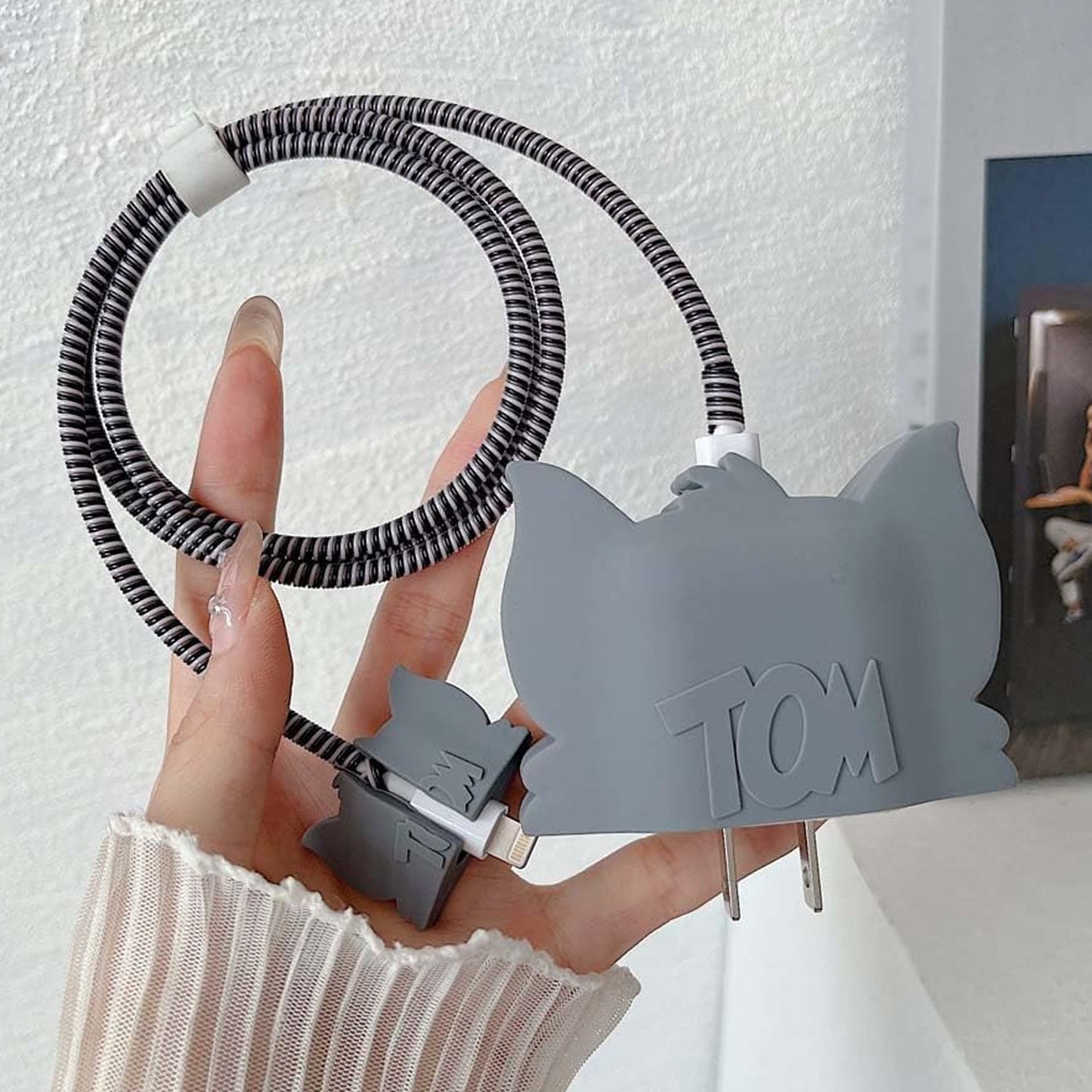 Cartoon Character Silicon Charger Case Cover For Ip 18 - 20w (Mix Design 1 Pc) - Trendynest